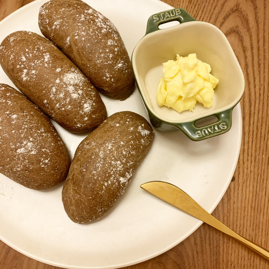 手殘都做到黑糖麵包 - 沒用麵包機食譜