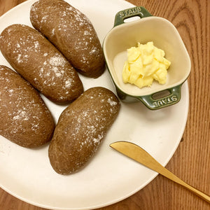 手殘都做到黑糖麵包 - 沒用麵包機食譜