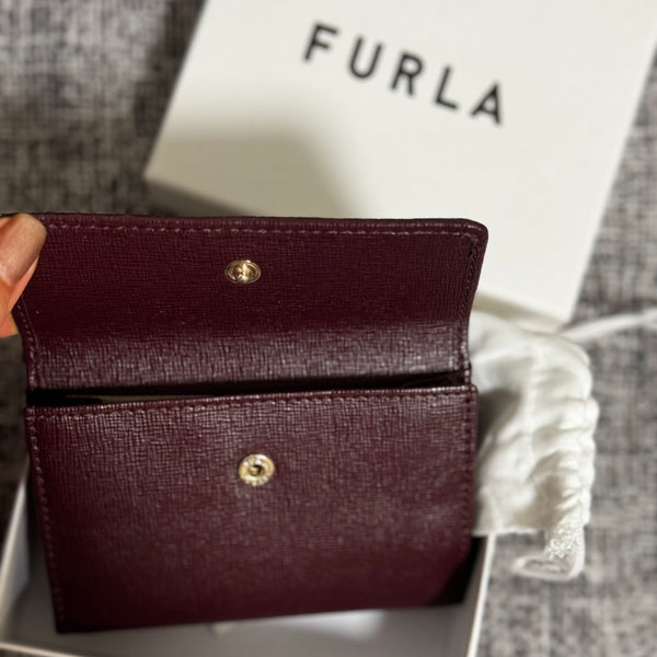 Furla207 香港現貨 經典皮 禮盒裝 酒紅色 有相位 3摺銀包  【平行進口】