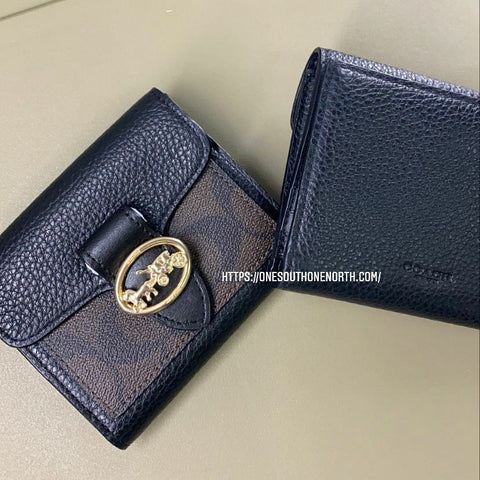 香港現貨 Coach Georgie Small Wallet In Signature Canvas