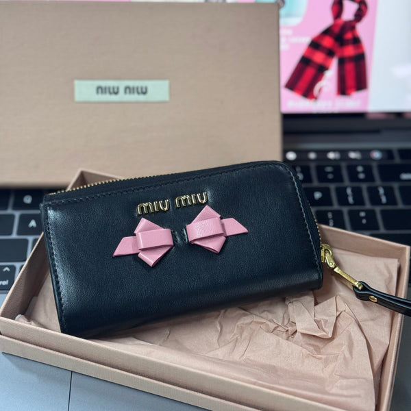 香港現貨 Miu Miu Card Holder/ Coin Case