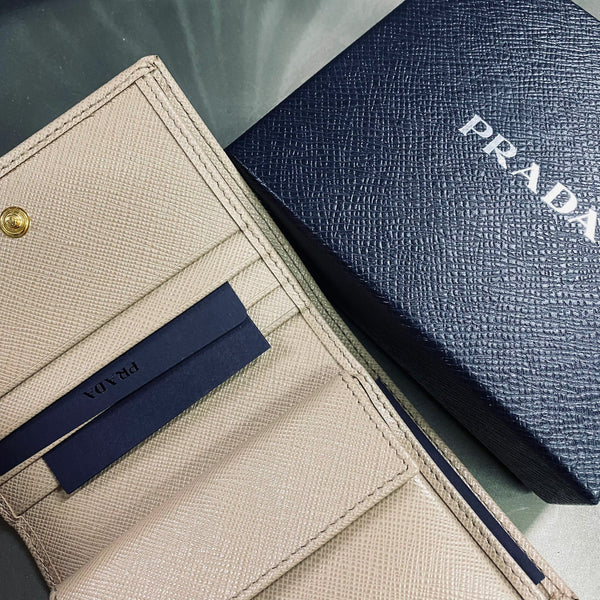 香港現貨 Prada Small Saffiano Leather Wallet