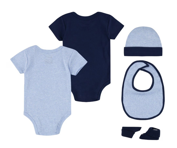Nike003 香港現貨 Nike gift set 5 pics
