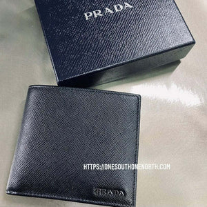 香港現貨 Prada Saffiano Leather Bifold Wallet with Coin Pouch