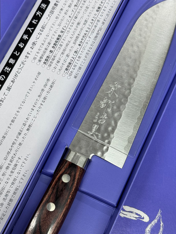 knife003 香港現貨 日本製造 高碳不鏽鋼 木手柄防水 高硬度 長時間保持鋒利 禮盒裝