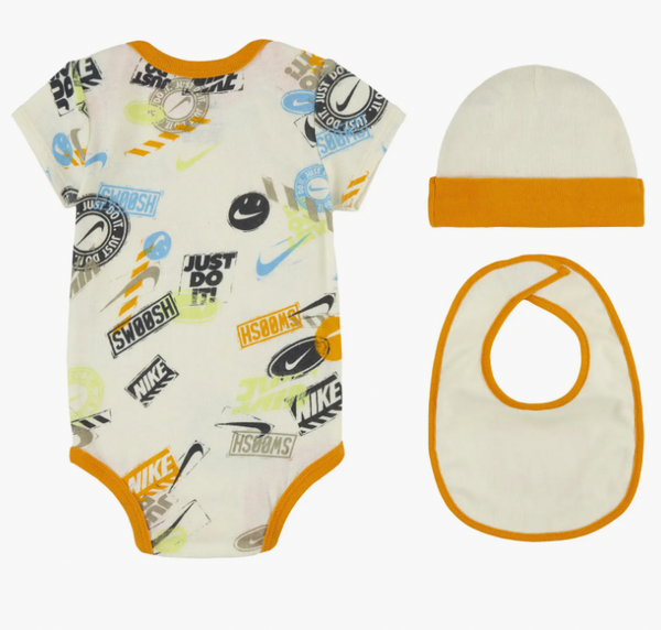nike010 香港現貨 Nike 3 piece set (with baby bib)with box