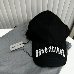 香港現貨 Balenciaga 帽 Size L