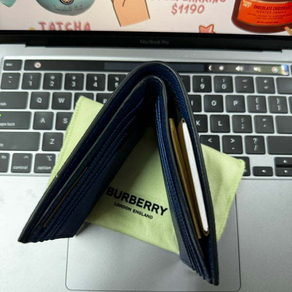 香港現貨 Burberry Navy Wallet (with dust bag)