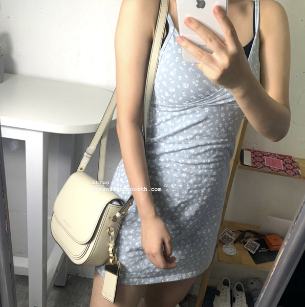香港現貨 Marc Jacobs Leather crossbody bag White