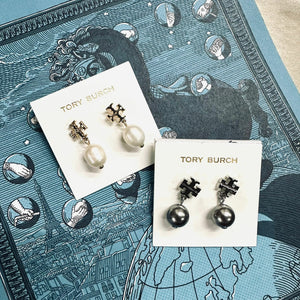香港現貨 Logo Pearl drop Earring