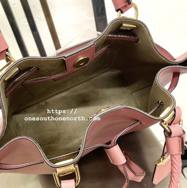 香港現貨  Michael Kors Blakely Medium Bucket Bag 金扣