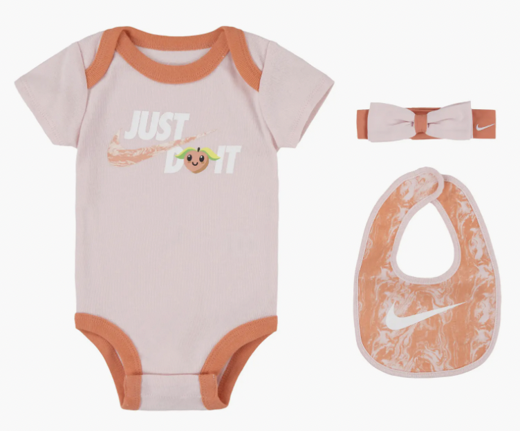 nike011 香港現貨 Nike 3 piece set with baby bib with box