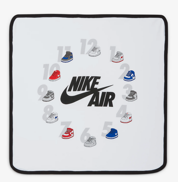nike002 香港現貨 Nike One Year Old Gift set (2 bodysuits and one blanket)