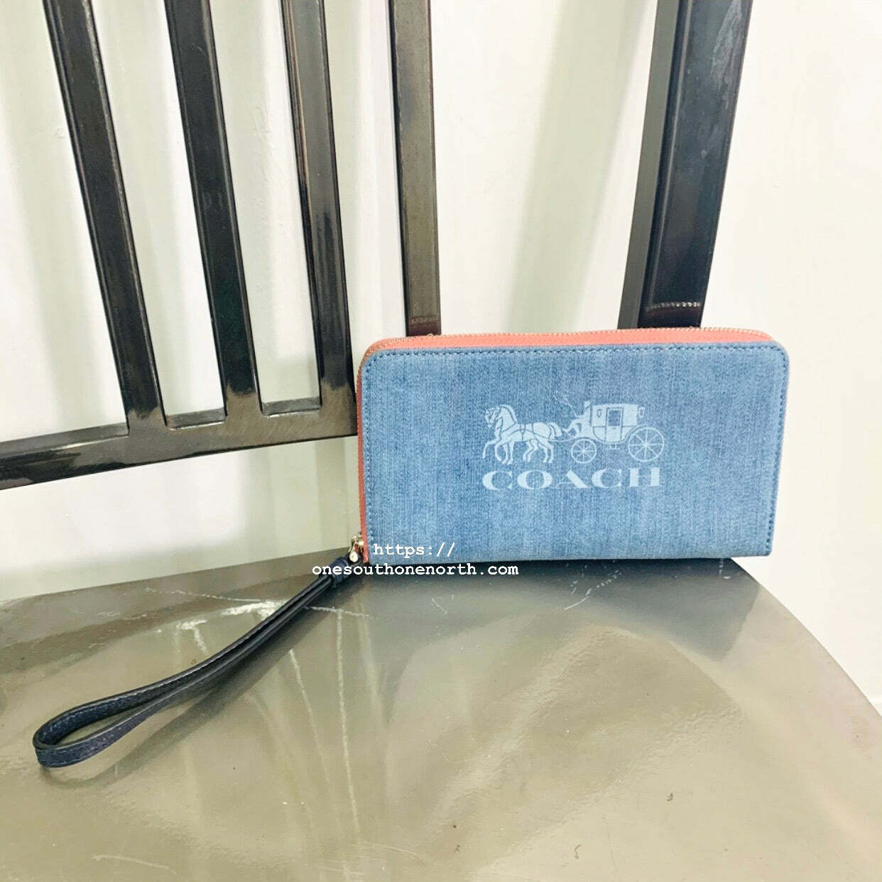 香港現貨 Coach Large Phone Wallet With Horse And Carriage