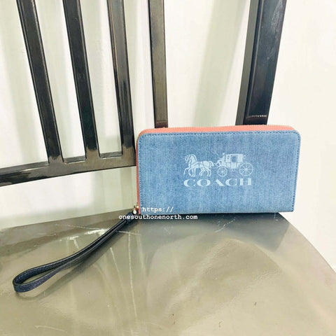 香港現貨 Coach Large Phone Wallet With Horse And Carriage