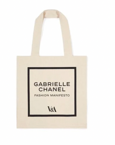 香港現貨 V&A Gabrielle Chanel Fashion Manifesto帆布袋（白色）