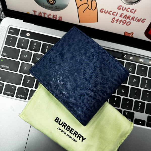 香港現貨 Burberry Navy Wallet (with dust bag)