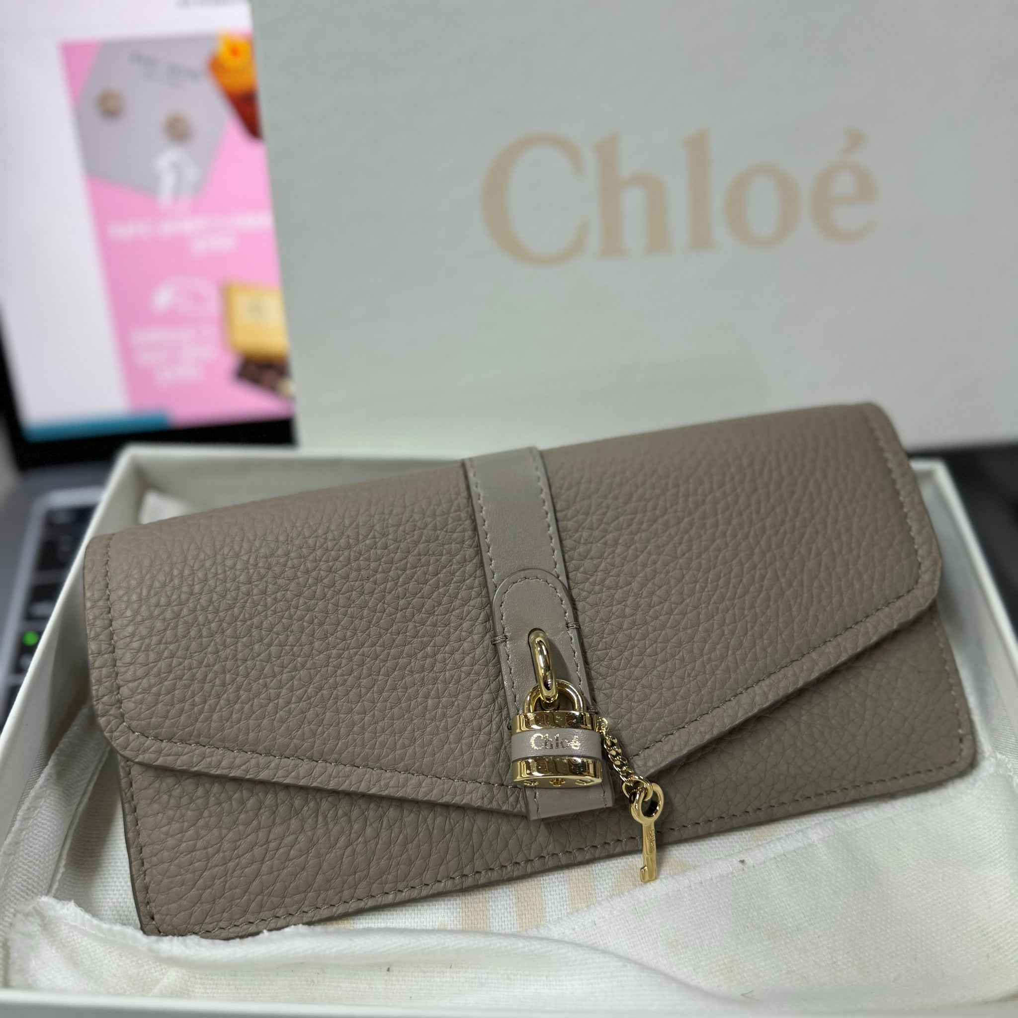 香港現貨  Chloe Wallet