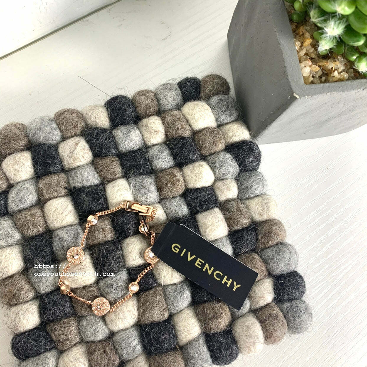 香港現貨 Givenchy Bracelet Rose Gold
