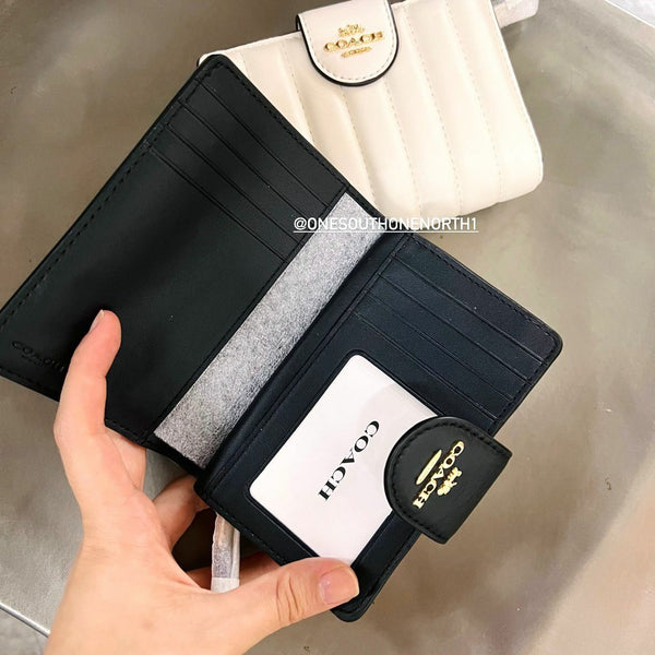 香港現貨 Coach Medium Corner Zip Wallet With Quilting