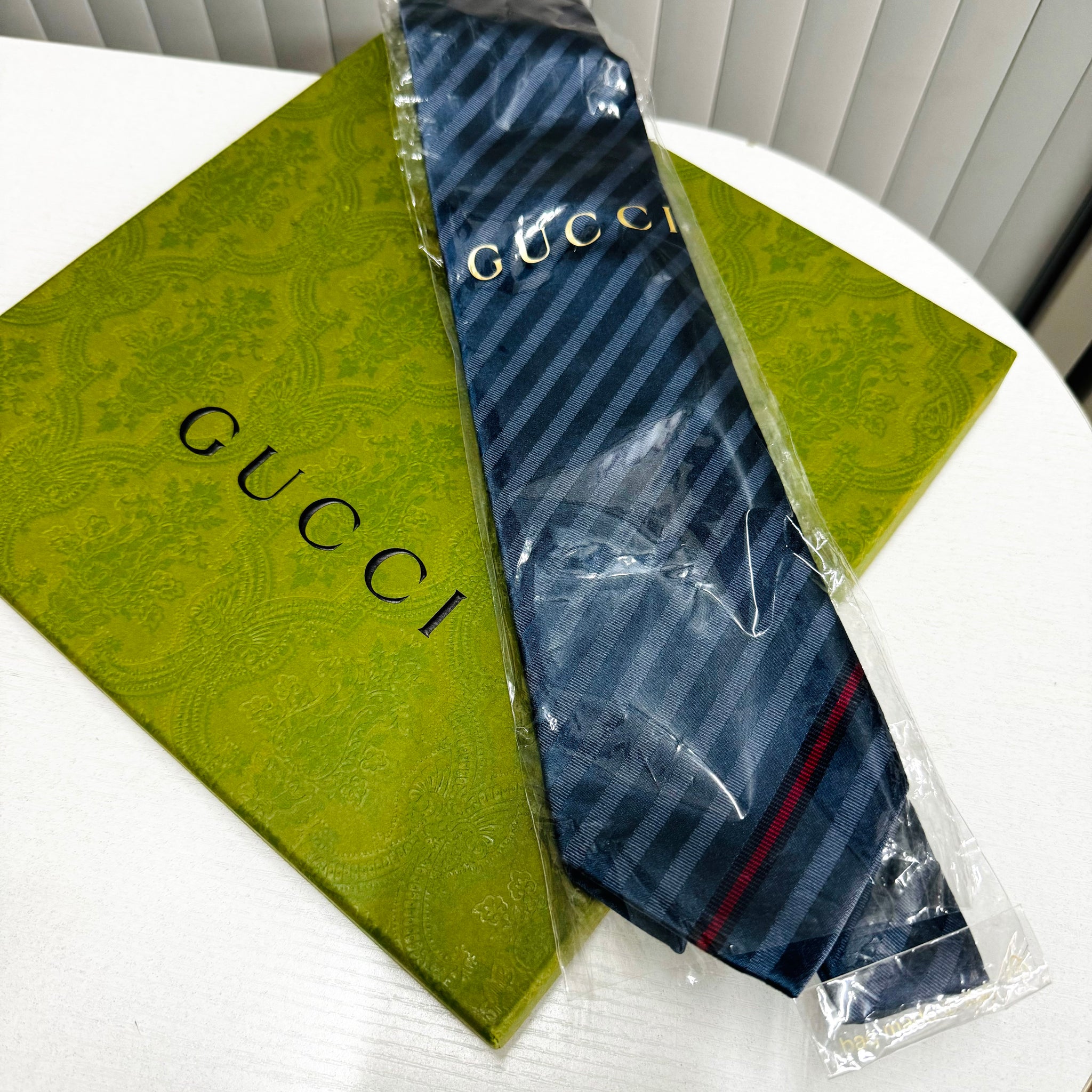 香港現貨 Gucci 男裝 Tie （沒有盒 ，有紙袋）