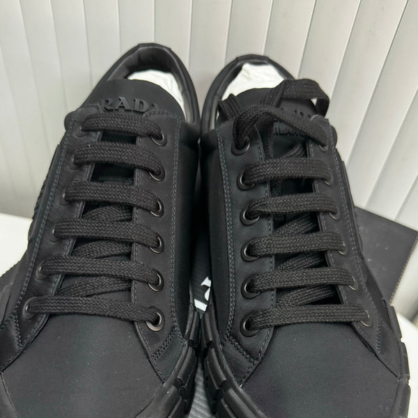 香港現貨 Prada 男裝鞋 US 8