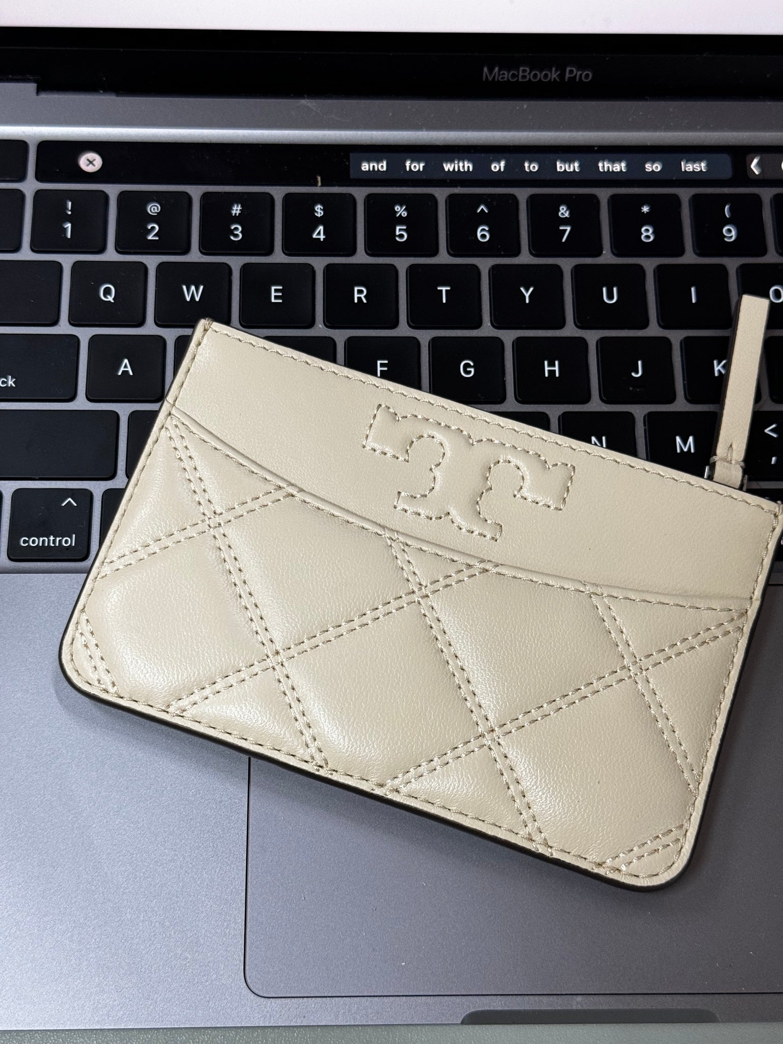 [小瑕疵]  香港現貨 Tory Burch Savannah Card Pink Moon