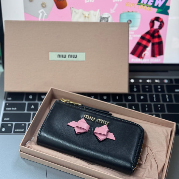 香港現貨 Miu Miu Card Holder/ Coin Case