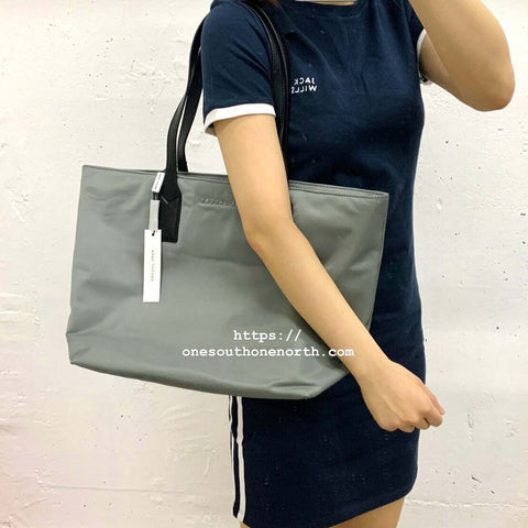 香港現貨 Marc Jacobs Nylon Wingman Tote Bag Grey Color