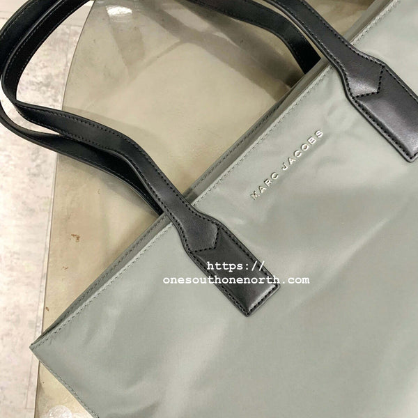 香港現貨 Marc Jacobs Nylon Wingman Tote Bag Grey Color
