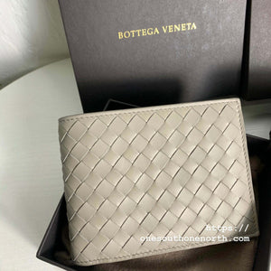 香港現貨 BV Two Fold Wallet With Coins case